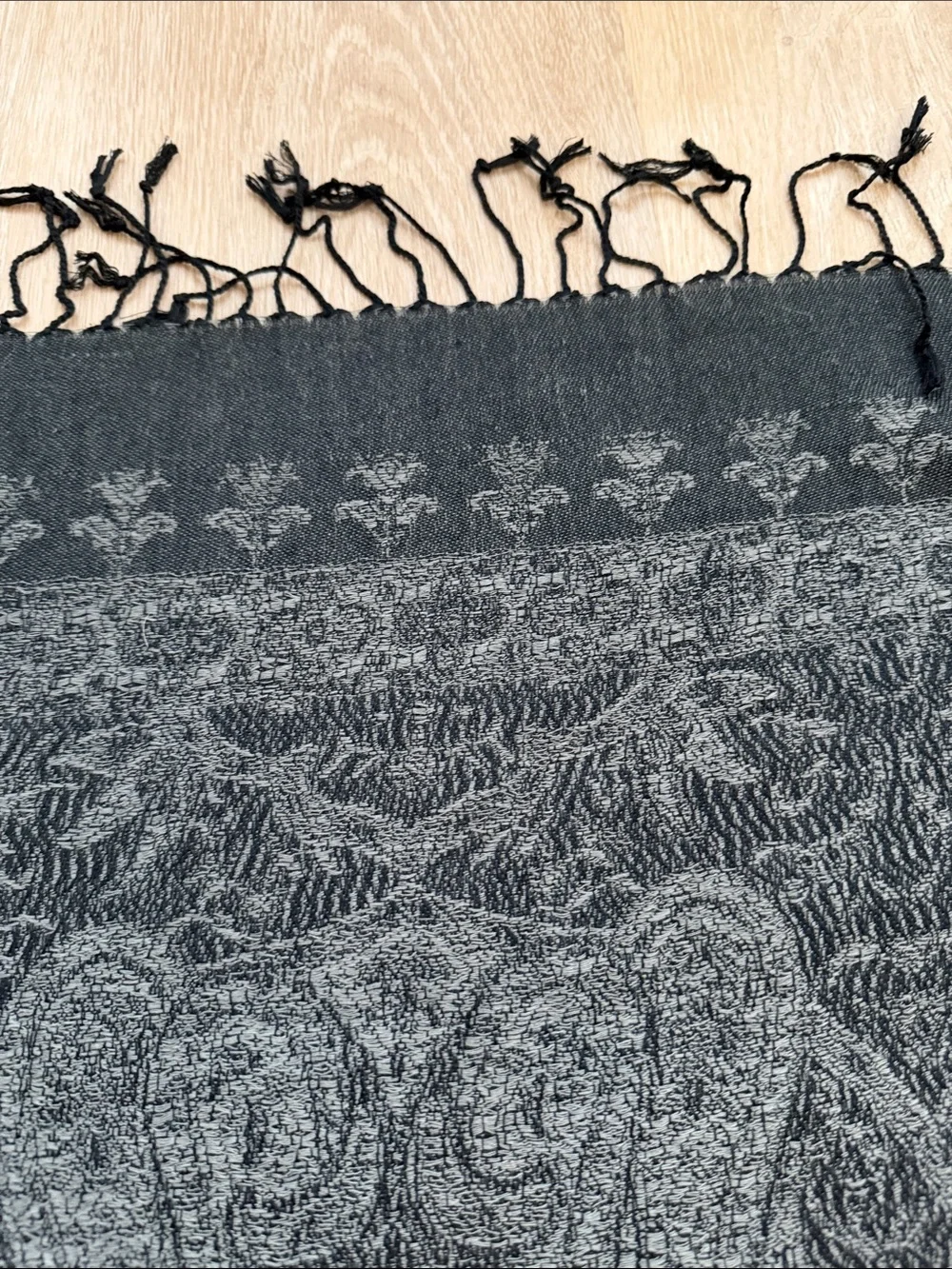 Black and grey Paisley Pattern pashmina